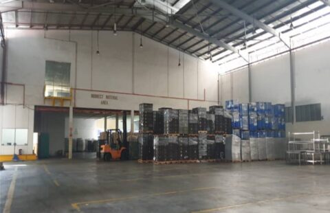 Kempas Detached Factory For Rent (RM 1.10 psf)